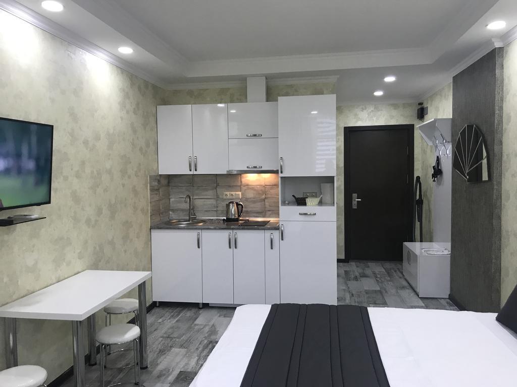 Apartamento Selfie Batumi Exterior foto